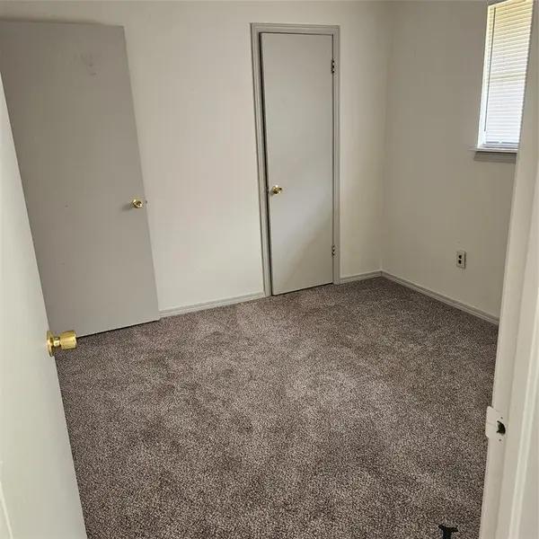 820 NW 16th ST, Oklahoma City, OK 73160