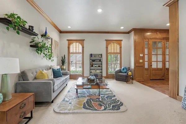 800 Shadow Wood DR, Edmond, OK 73034