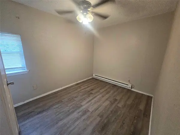 2308 NW 12th ST #4, Oklahoma City, OK 73107