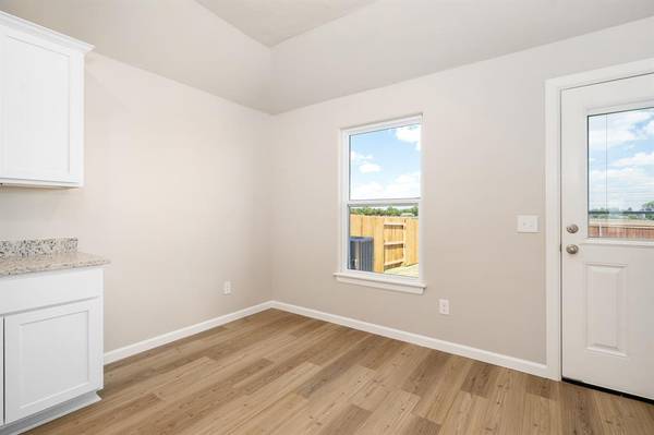 715 Sunny ST, Tuttle, OK 73089