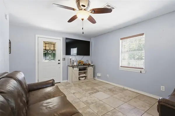 605 SW 7th ST, Lindsay, OK 73052