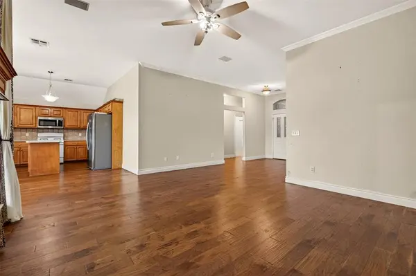 1721 Fawn Valley LN, Edmond, OK 73003