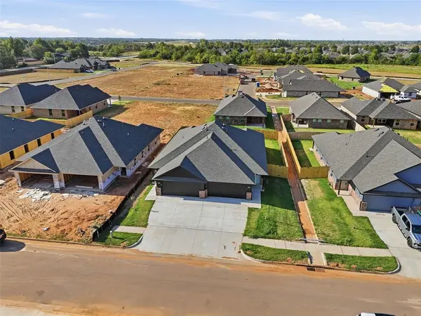 1713 Short Cove DR, Yukon, OK 73099