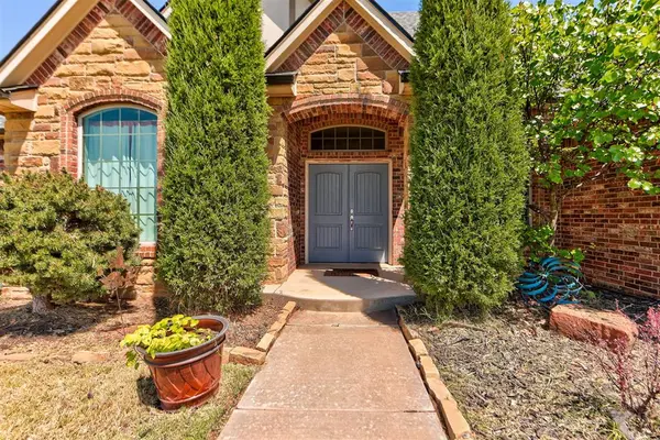 281 Meadow Lark LN, Blanchard, OK 73010
