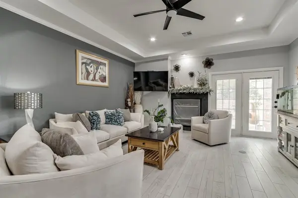1601 Laurel PL, Edmond, OK 73003
