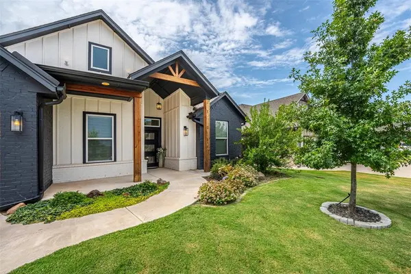 1322 Presidio DR, Norman, OK 73072