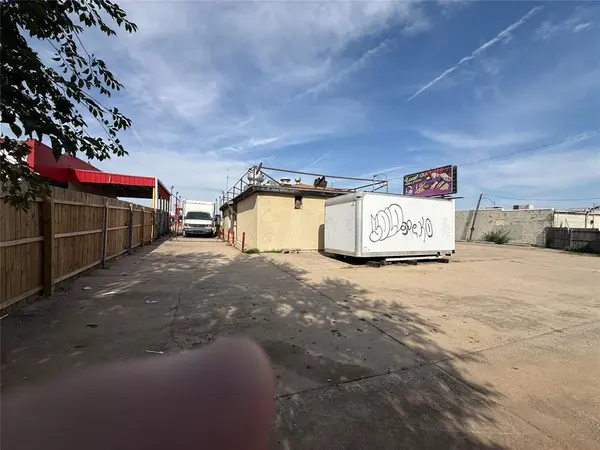 5912 S Shields BLVD, Oklahoma City, OK 73129