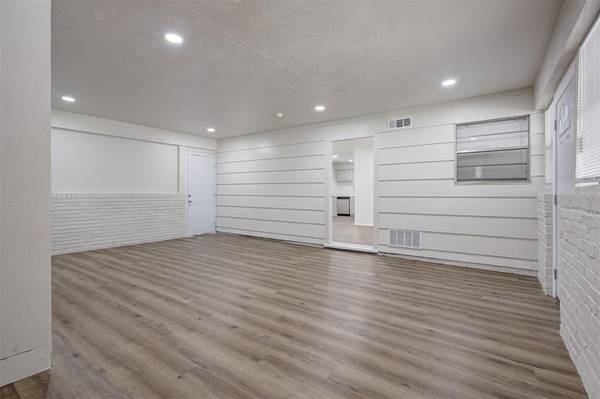 2741 SW 60th ST, Oklahoma City, OK 73159