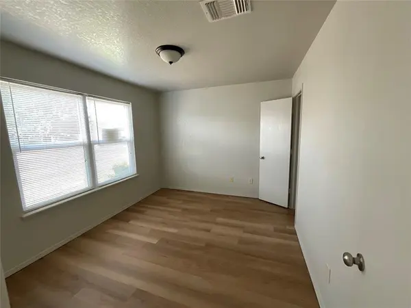 5517 Del Creek RD, Oklahoma City, OK 73117