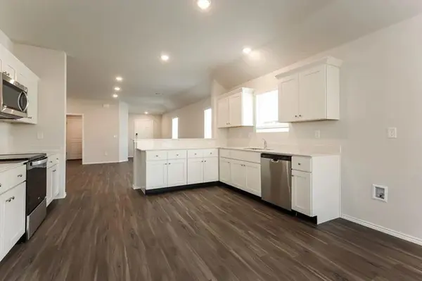 2004 Dogwood DR, El Reno, OK 73036