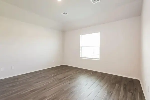 2504 Rosewood LN, El Reno, OK 73036