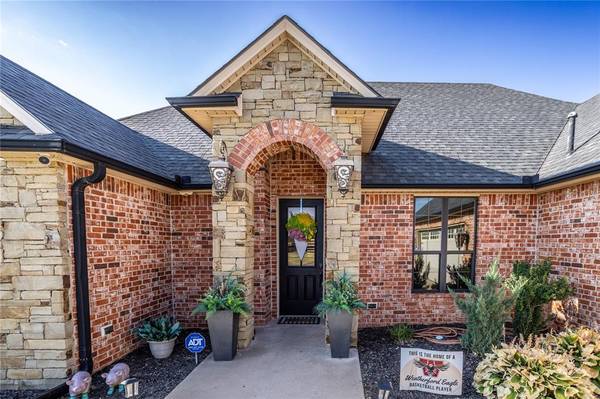 2200 Stratta DR, Weatherford, OK 73096