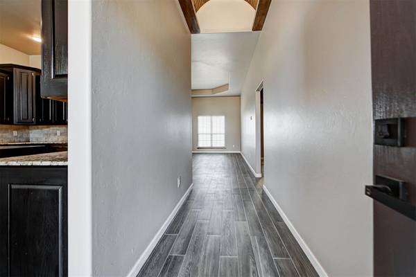 905 County Street 2932, Tuttle, OK 73089