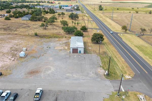 23999 E 1013 RD, Weatherford, OK 73096