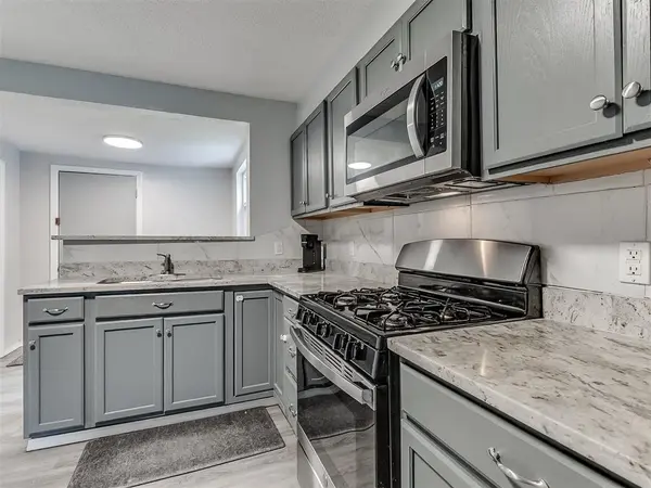 1508 Loftin DR, Midwest City, OK 73130