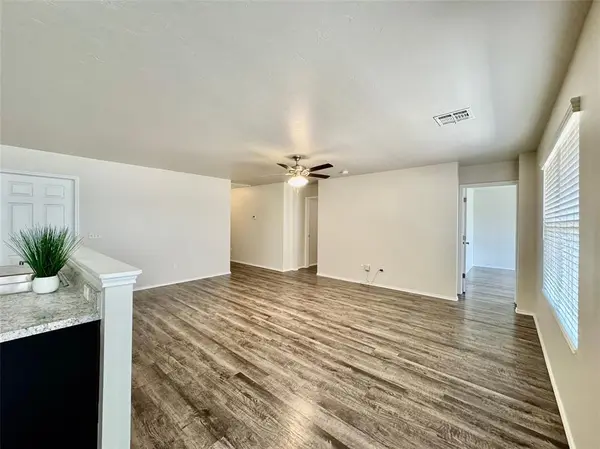 11512 Ruger RD, Yukon, OK 73099