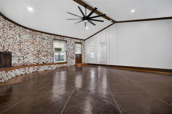 108 W Parkland DR, Yukon, OK 73099