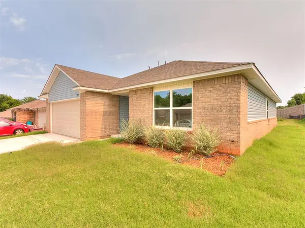 814 Twin Lakes DR, Noble, OK 73068