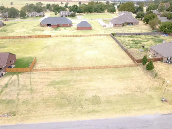 Wildflower DR, Fletcher, OK 73541