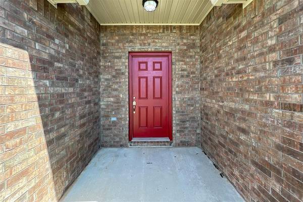 2928 Cider Mill LN, Yukon, OK 73099