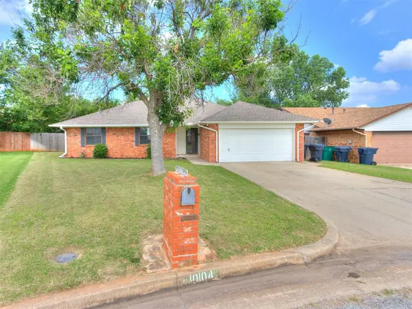 10104 Primrose LN, Oklahoma City, OK 73159