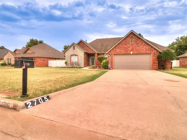 2705 Woodbridge DR, Shawnee, OK 74804