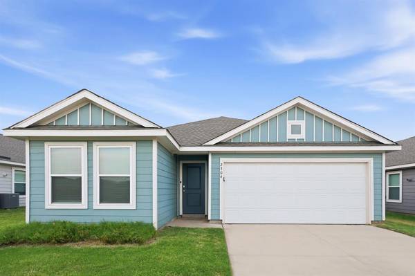 2304 Bleeker ST, Yukon, OK 73099