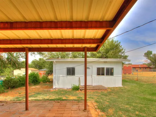 1205 E Madison ST, Oklahoma City, OK 73111