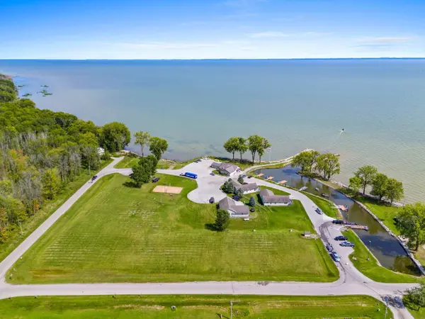 GEANO BEACH RD #13, Little Suamico, WI 54141