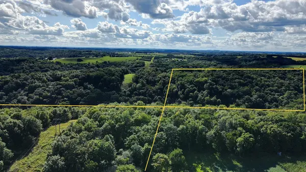 43167 GUTHRIE DR, Gays Mills, WI 54631