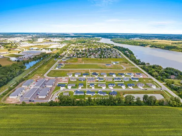 321 BROOKLINE AVE #214, De Pere, WI 54115