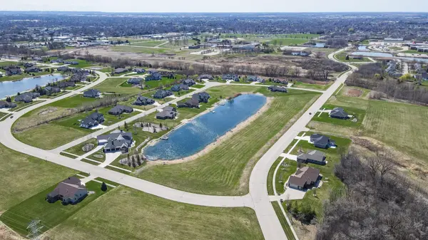 1126 DUCHARME Pkwy #54, Fond Du Lac, WI 54935