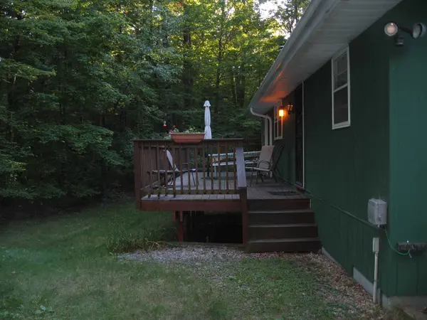 N1629 FOX RIDGE TRL, Keshena, WI 54135