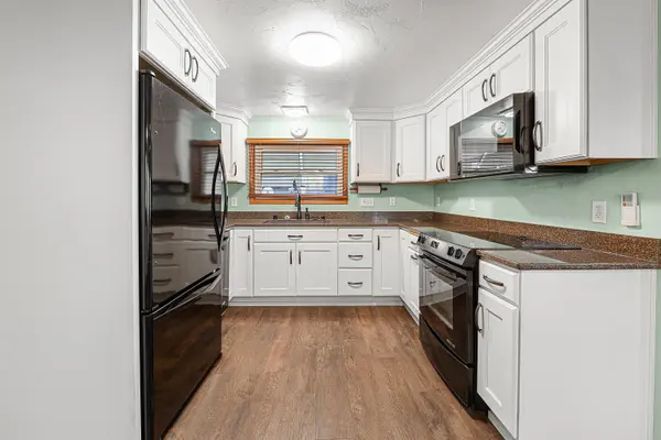 N8464 MINAWA BEACH RD, Fond Du Lac, WI 54937