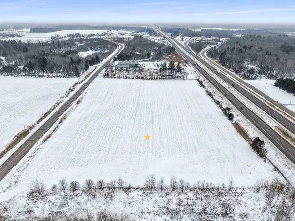 E FRONTAGE RD, Little Suamico, WI 54141