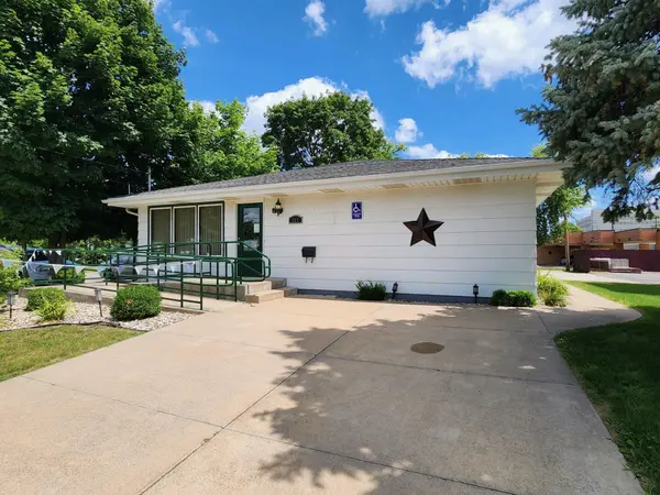 222 S STATE ST, Appleton, WI 54911-5843