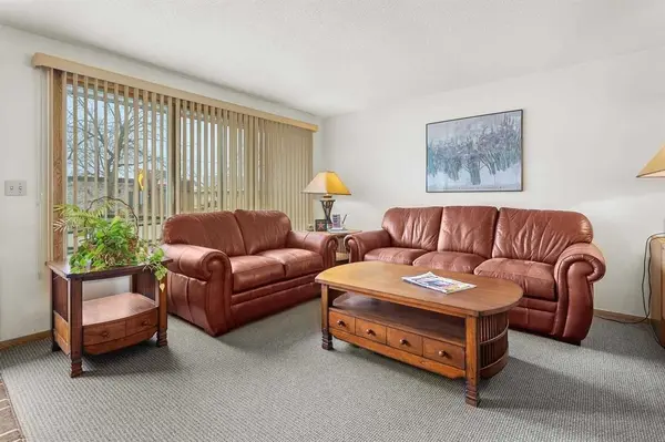 222 S STATE ST, Appleton, WI 54911-5843