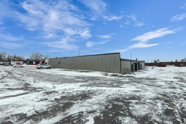 1700 W WISCONSIN AVE, Appleton, WI 54914