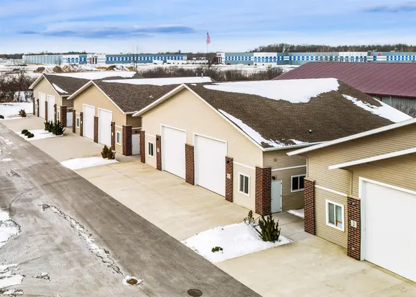 701 MILLENNIUM CT #SINGLE UNIT, De Pere, WI 54115