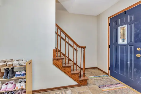 932 VINE AVE, Oshkosh, WI 54901