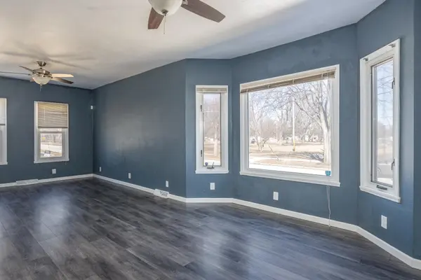 901 S GREENWOOD AVE, Green Bay, WI 54304-2608