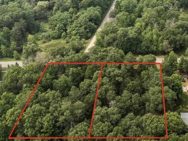 N6974 LYNWOOD DR #12, Shawano, WI 54166