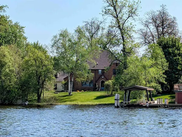 109 DOTY ST, Fremont, WI 54940