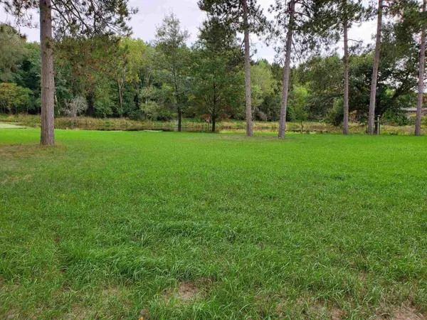 1000 COUNTY ROAD QQ, Waupaca, WI 54981