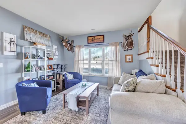 1566 BELLE PLANE CIR, Green Bay, WI 54313-3213