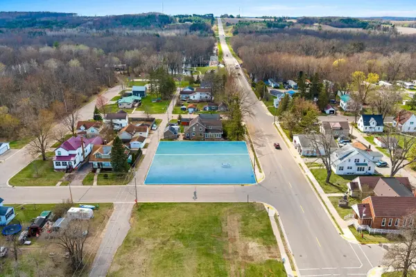 E MAIN ST, Suring, WI 54174