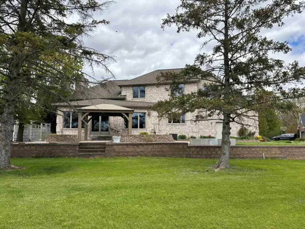 W5085 FOX LN, Sherwood, WI 54169-9711