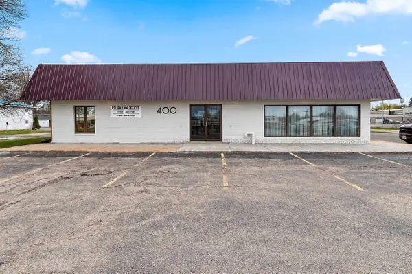 400 E HIGHLAND DR #3, Oconto Falls, WI 54154
