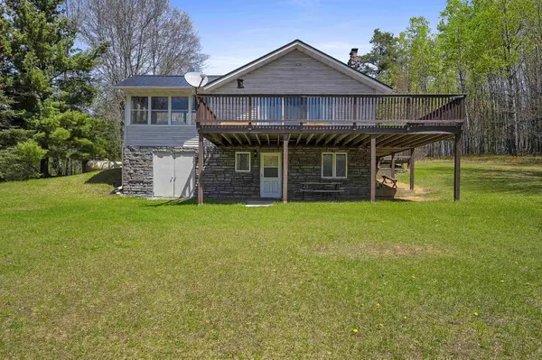 N13898 MATHIS RD, Amberg, WI 54102