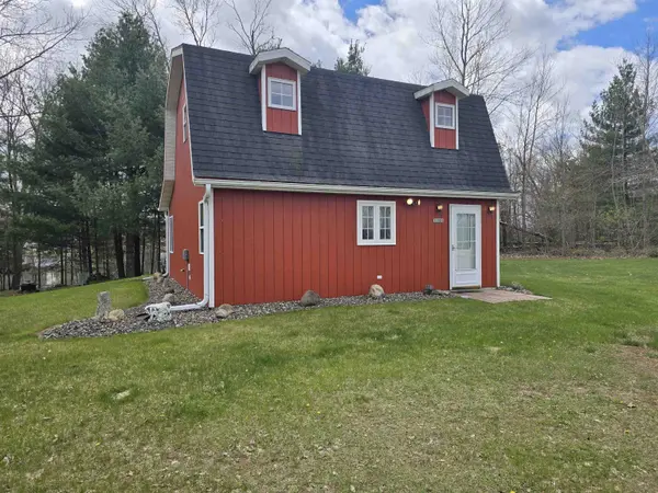 11922 STATE HWY 32, Suring, WI 54174